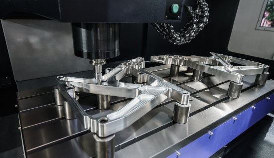 The Essential Guide To CNC Milling Machines