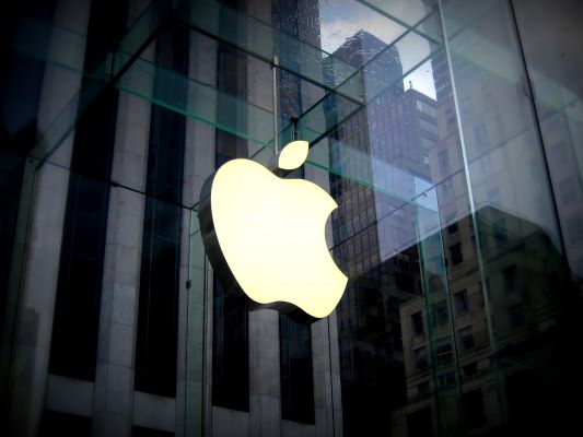 China Loses Standing After Apple's iPhone Production Moves To India
